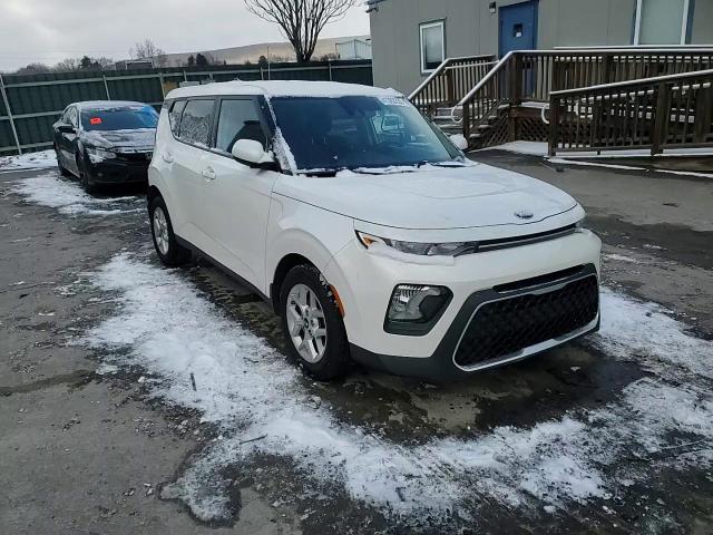 2020 KIA Soul VIN KNDJ23AU4L7077466 Copart auction photo, all over / undercarriage damage thumbnail 15