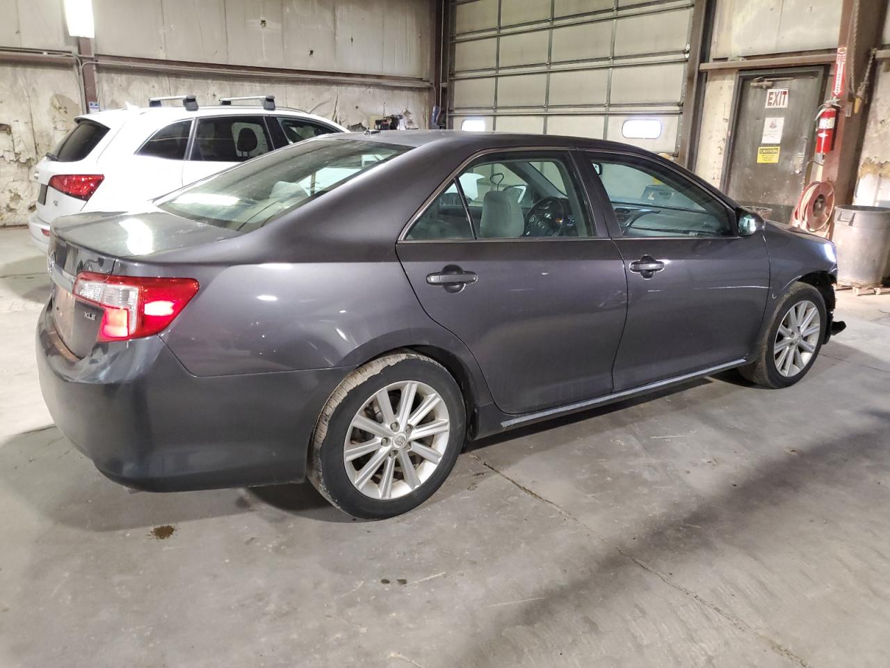 2012 Toyota Camry VIN 4T1BK1FK6CU013944 Copart auction photo, front end / minor dent/scratches damage thumbnail 3