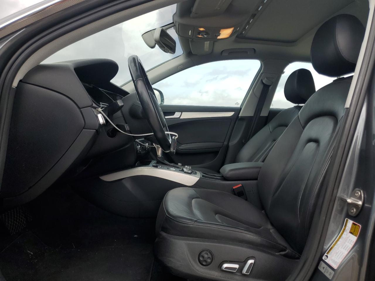 2015 Audi A4 VIN WAUEFAFL3FN018285 Copart auction photo, rear end / minor dent/scratches damage thumbnail 7