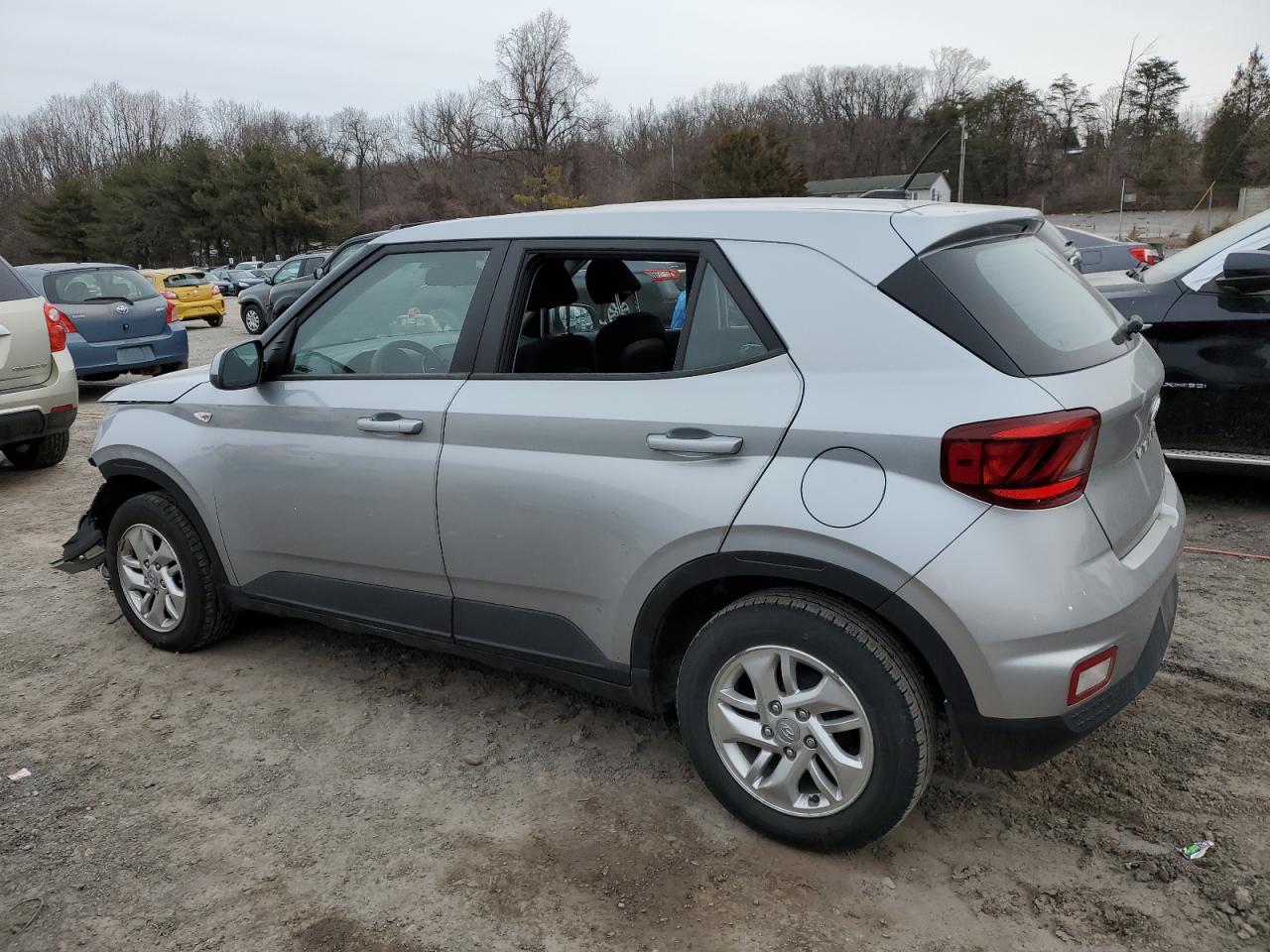 2023 Hyundai Venue VIN KMHRB8A35PU213971 Copart auction photo, front end / minor dent/scratches damage thumbnail 2