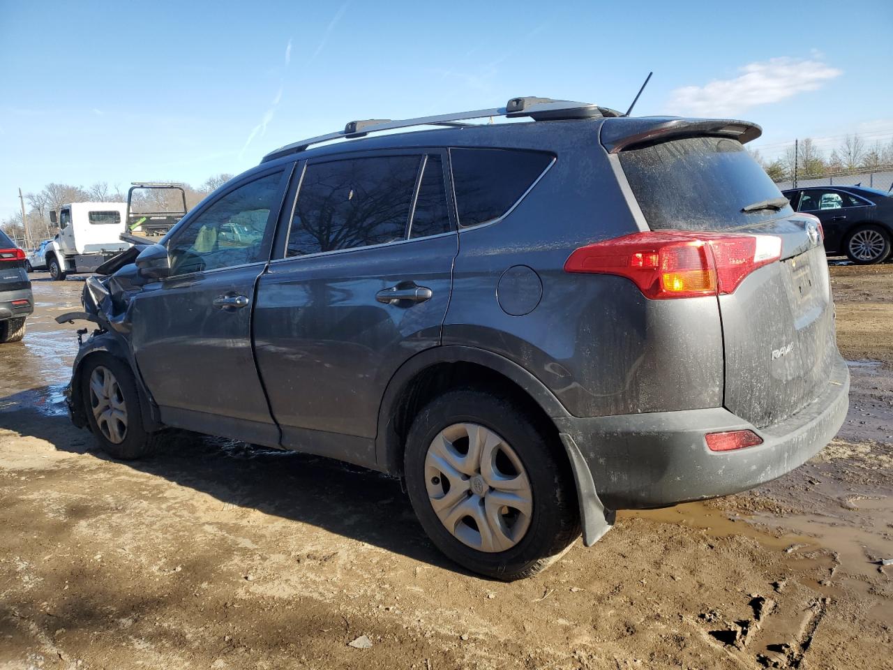 2015 Toyota RAV 4 VIN 2T3BFREV2FW274417 Copart auction photo, front end / minor dent/scratches damage thumbnail 2