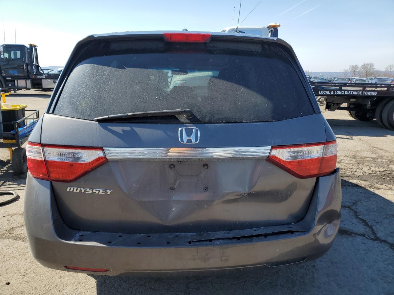 2011 Honda Odyssey VIN 5FNRL5H60BB056934 Copart auction photo, rear end / undercarriage damage thumbnail 6