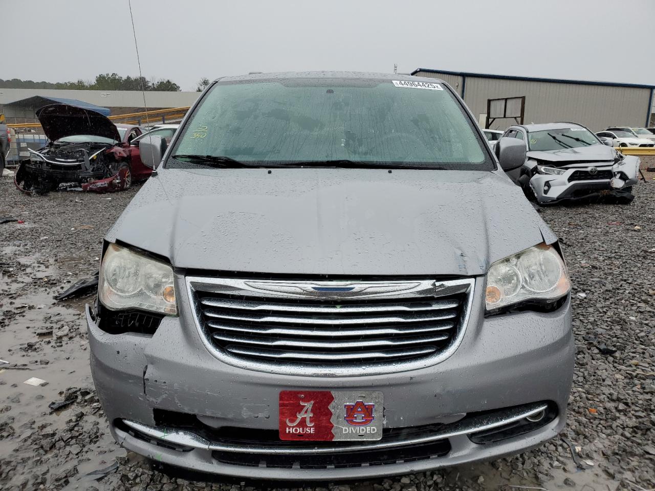 2014 Chrysler Town & Country VIN 2C4RC1BGXER184343 Copart auction photo, front end damage thumbnail 5
