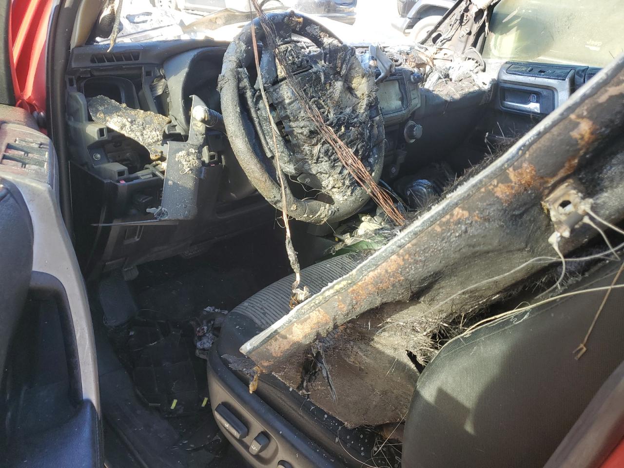 2015 Toyota 4Runner VIN JTEBU5JR2F5241590 Copart auction photo, burn - engine / burn - interior damage thumbnail 8