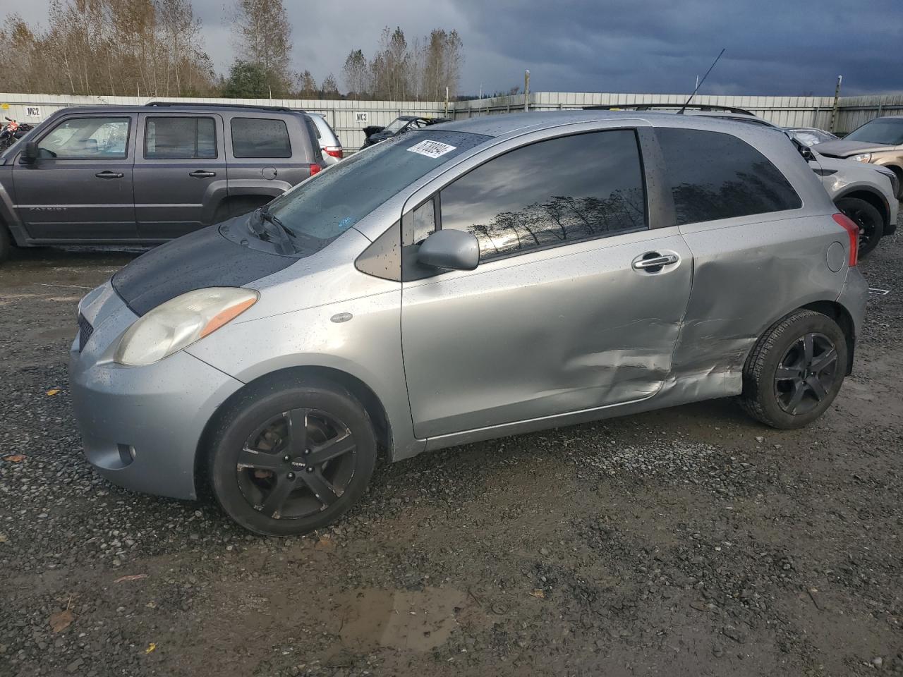 2007 Toyota Yaris VIN JTDJT903575069998