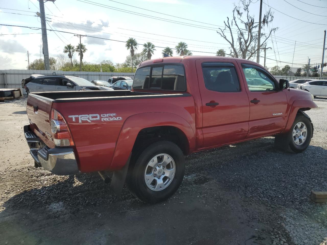 2014 Toyota Tacoma VIN 3TMJU4GNXEM162496 Copart auction photo, front end / side damage thumbnail 3