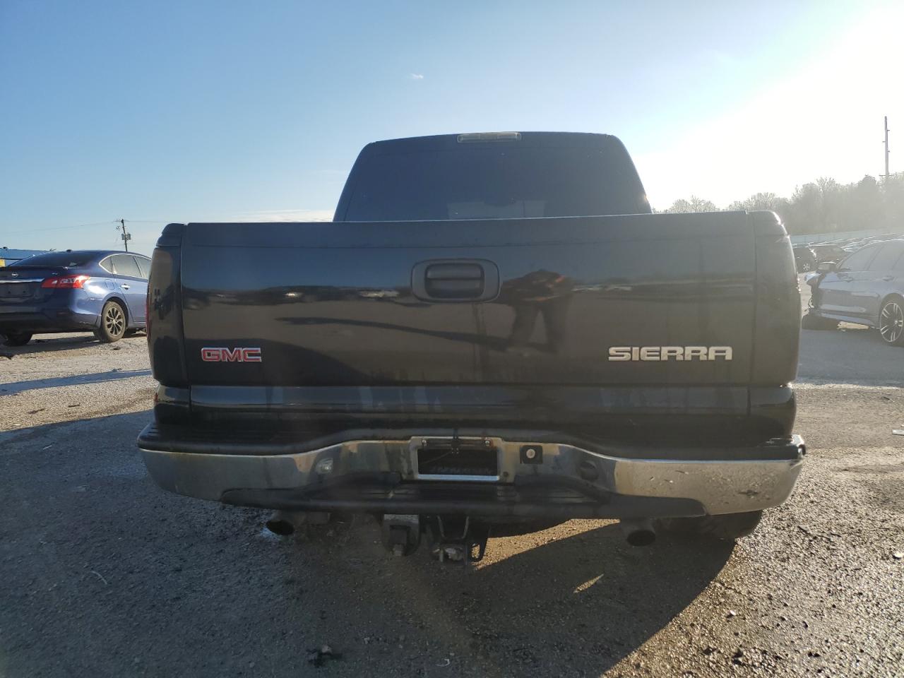 2006 GMC Sierra VIN 2GTEK13T661182490 Copart auction photo, rear end damage thumbnail 6