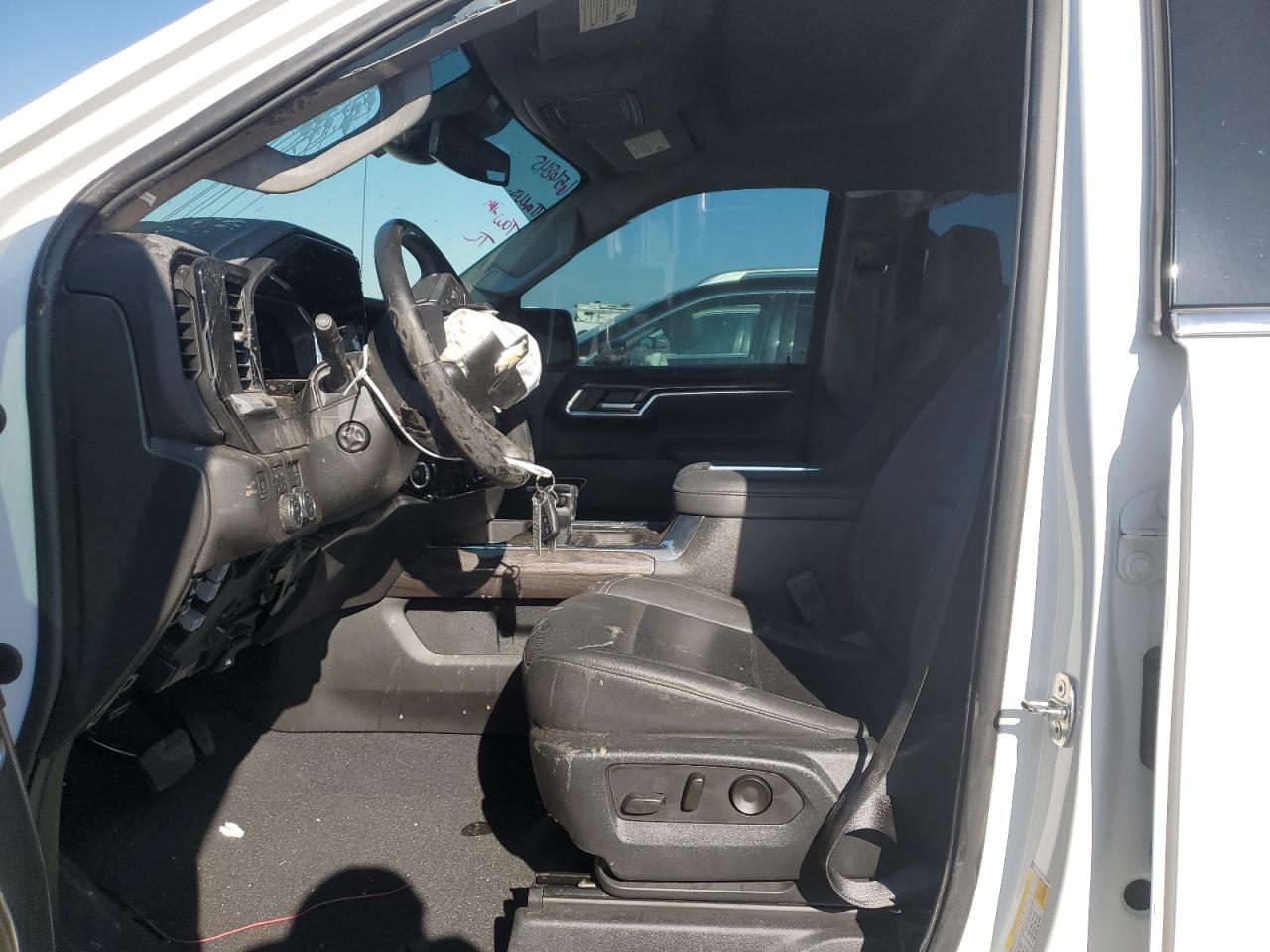 2022 Chevrolet Silverado VIN 1GCUDGED2NZ633564 Copart auction photo, front end / minor dent/scratches damage thumbnail 7