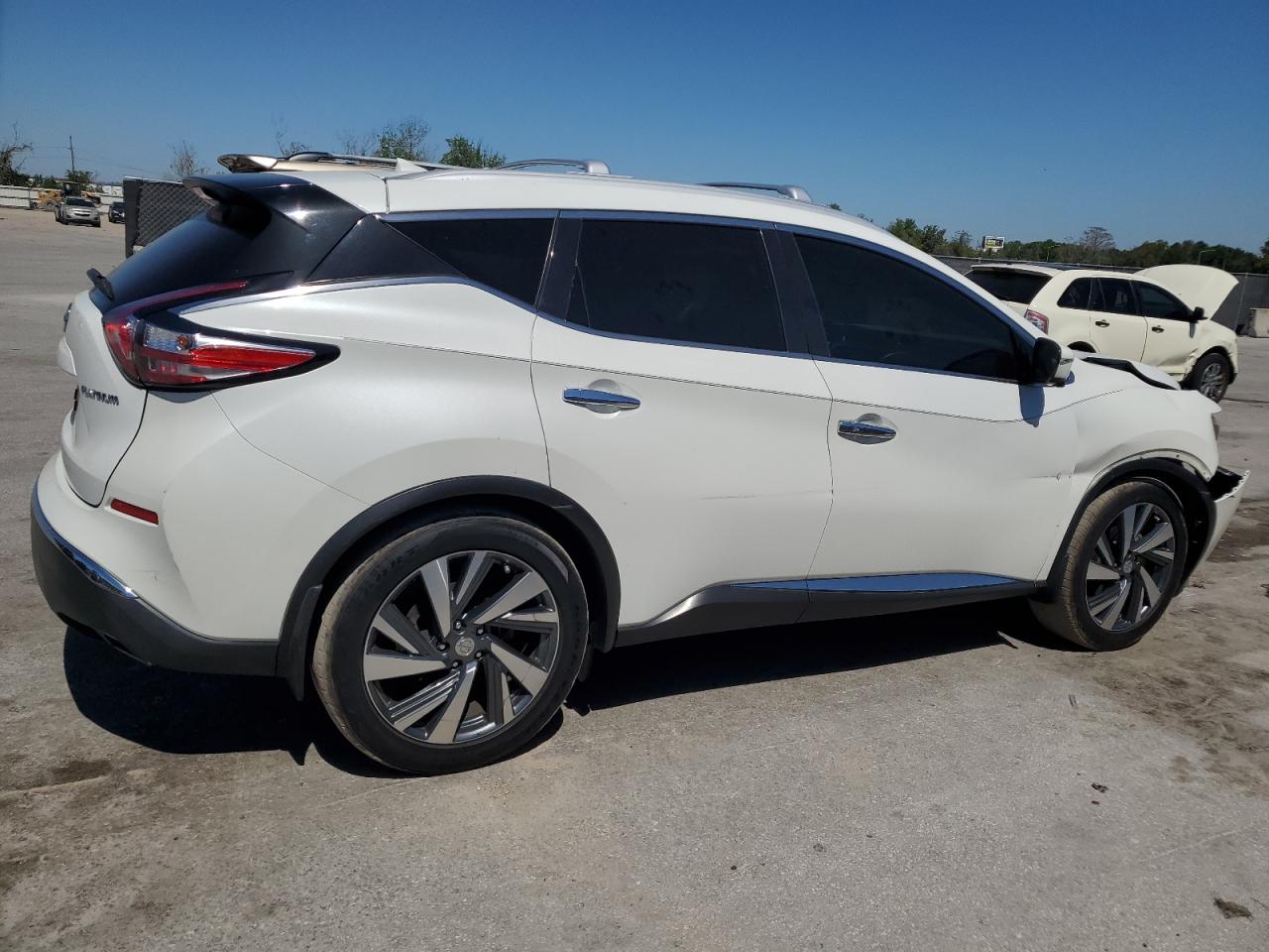 2015 Nissan Murano VIN 5N1AZ2MG7FN209644 Copart auction photo, front end / side damage thumbnail 3