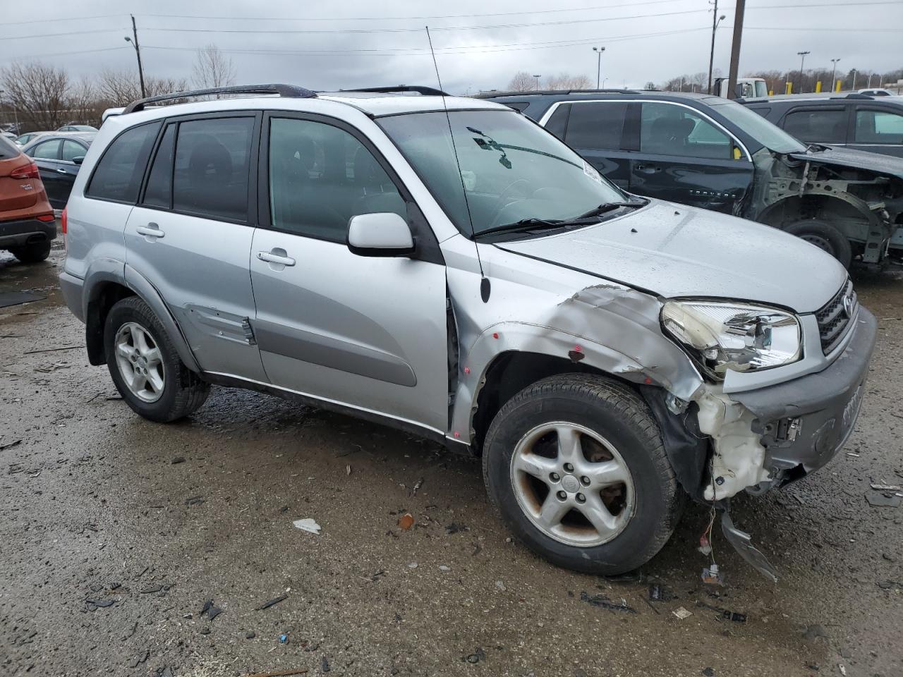 2001 Toyota RAV 4 VIN JTEHH20V416009703 Copart auction photo, front end / side damage thumbnail 4