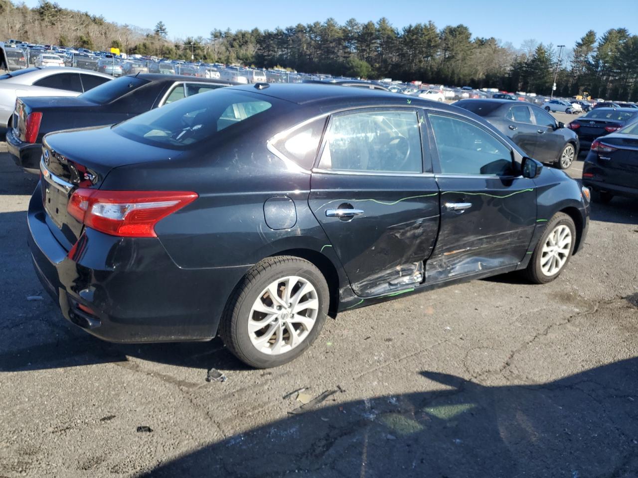2018 Nissan Sentra VIN 3N1AB7AP4JL624636 Copart auction photo, side / minor dent/scratches damage thumbnail 3