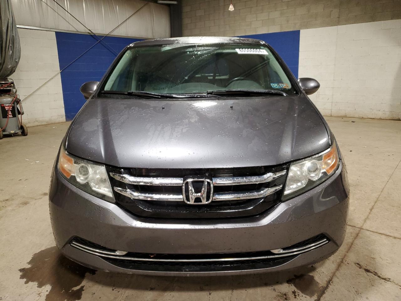 2016 Honda Odyssey VIN 5FNRL5H66GB090397 Copart auction photo, vandalism damage thumbnail 5