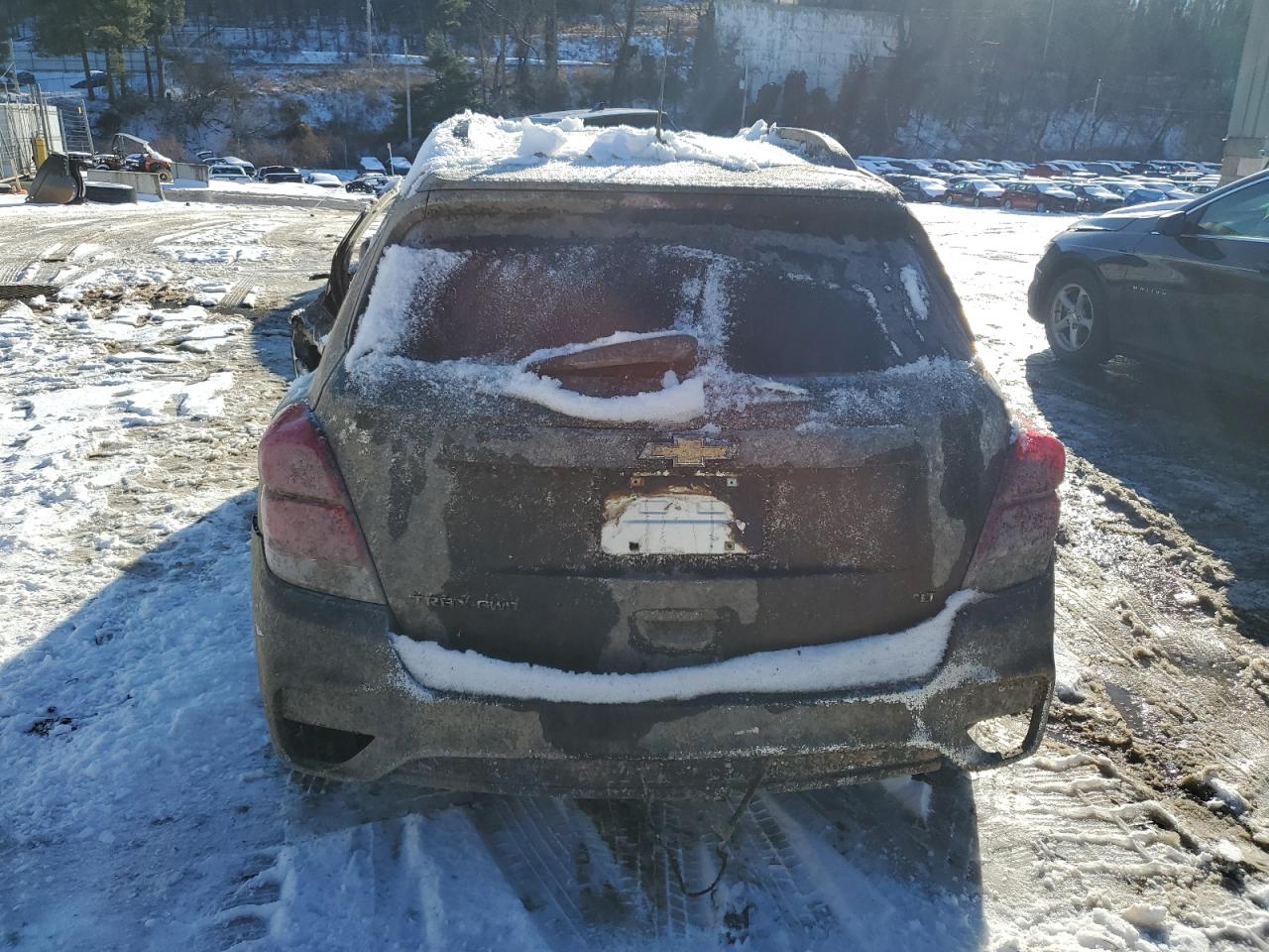 2018 Chevrolet Trax VIN KL7CJPSBXJB713699 Copart auction photo, biohazard/chemical / all over damage thumbnail 6