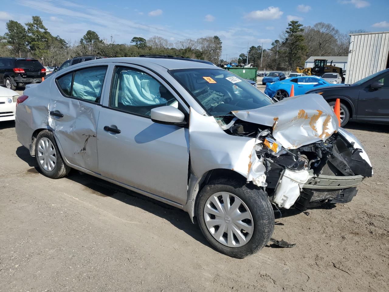 2016 Nissan Versa VIN 3N1CN7AP7GL838660 Copart auction photo, front end / side damage thumbnail 4