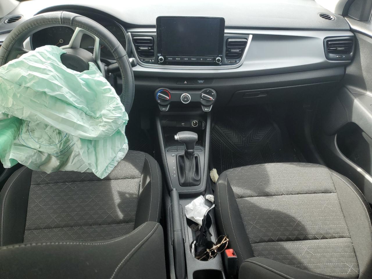 2021 KIA Rio VIN 3KPA24AD9ME430355 Copart auction photo, all over damage thumbnail 8