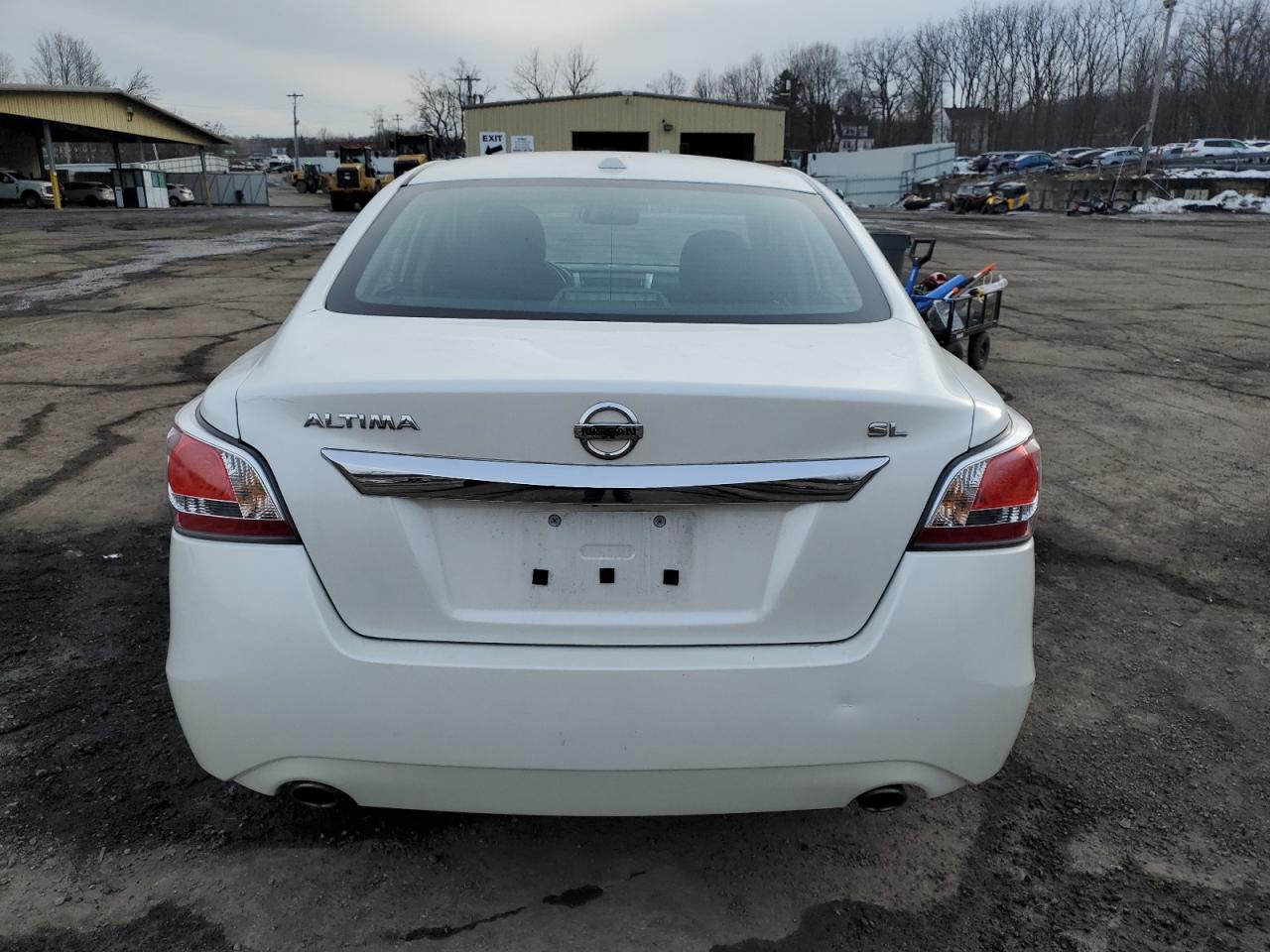 2015 Nissan Altima VIN 1N4AL3AP7FC153707 Copart auction photo, front end / minor dent/scratches damage thumbnail 6