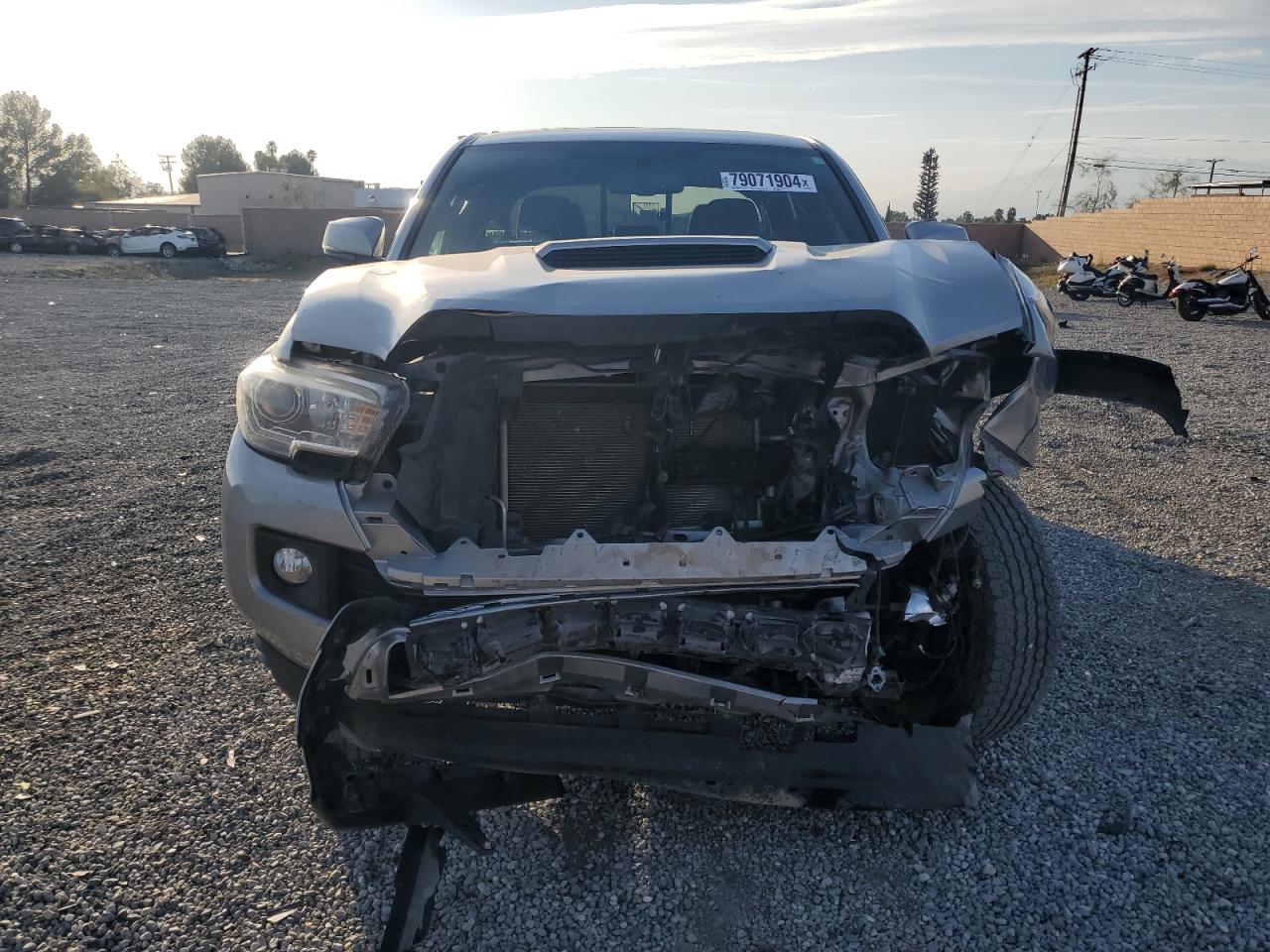 2016 Toyota Tacoma VIN 3TMBZ5DN7GM003423 Copart auction photo, all over damage thumbnail 5