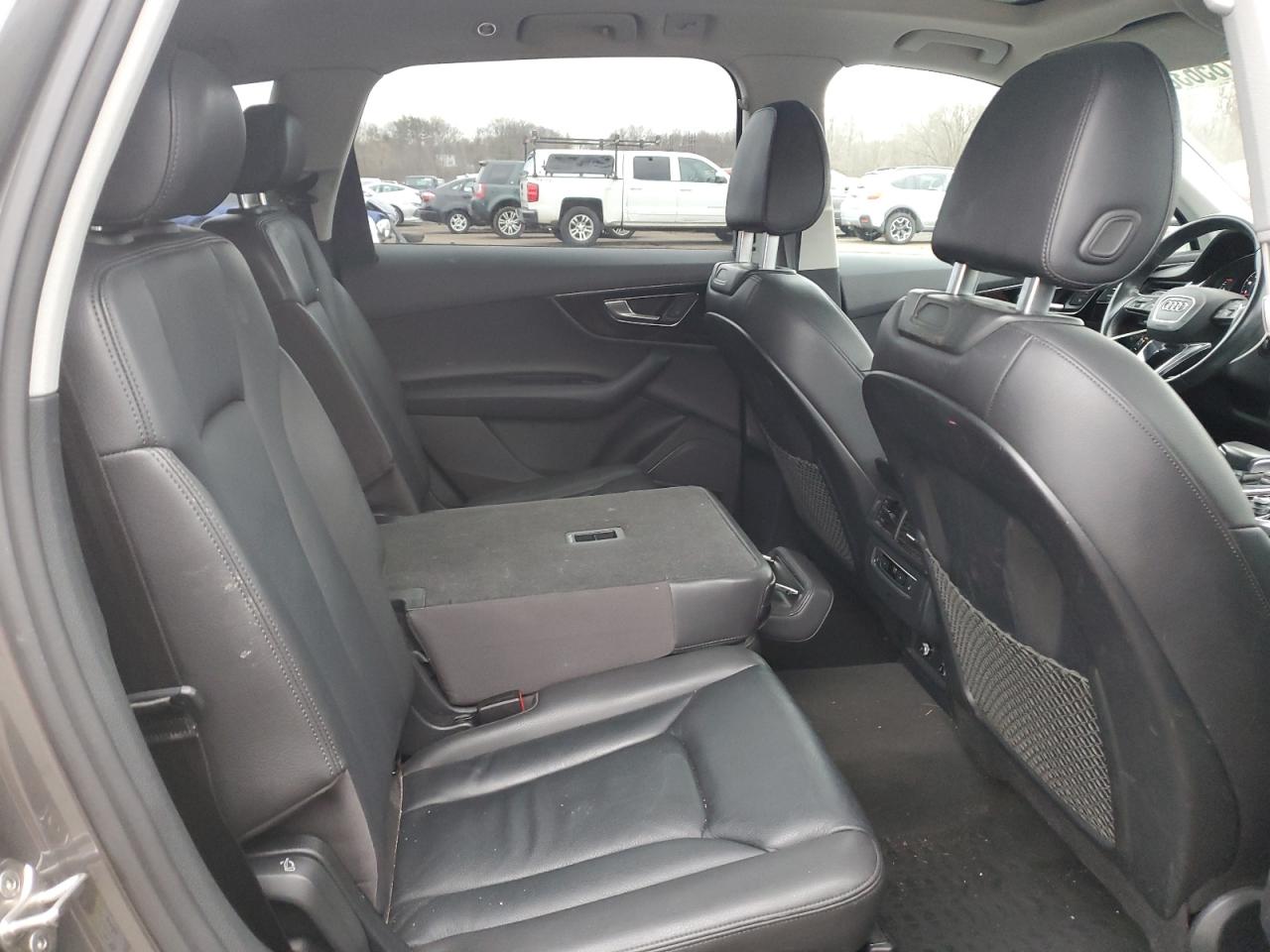 2019 Audi Q7 VIN WA1LAAF7XKD013901 Copart auction photo, rear end damage thumbnail 11
