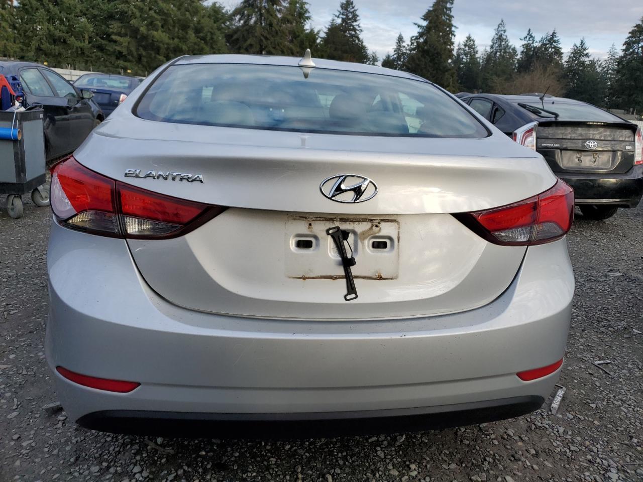2015 Hyundai Elantra VIN 5NPDH4AE1FH636126 Copart auction photo, all over damage thumbnail 6