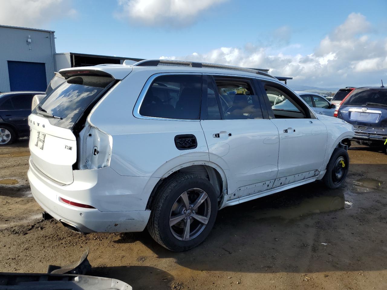 2017 Volvo XC90 VIN YV4102XK4H1117977 Copart auction photo, all over damage thumbnail 3