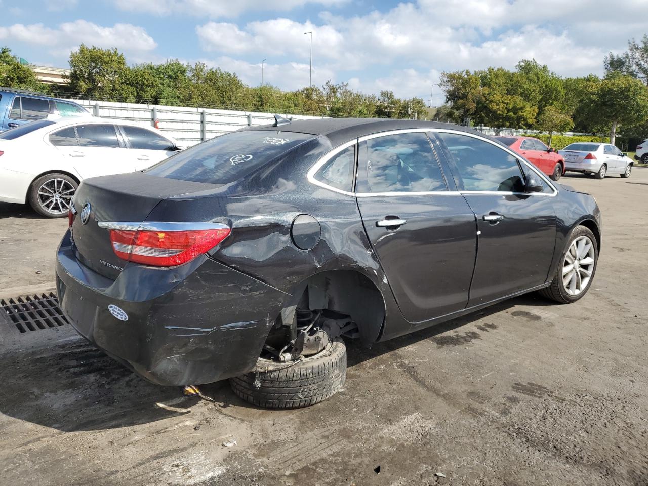 2013 Buick Verano VIN 1G4PP5SK2D4217730 Copart auction photo, rear end / undercarriage damage thumbnail 3