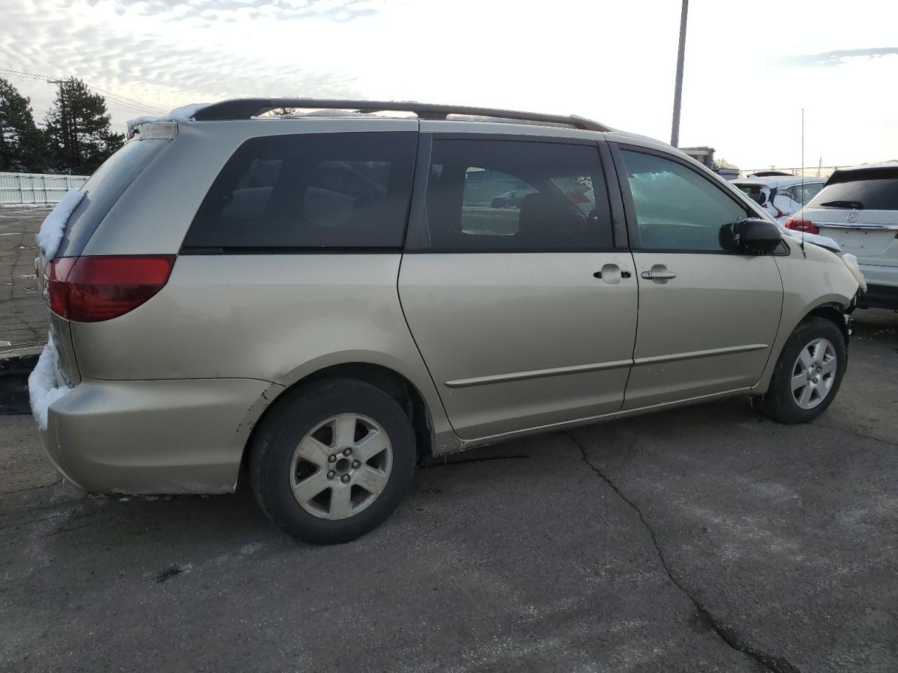 2005 Toyota Sienna VIN 5TDZA23C05S271392 Copart auction photo, front end / side damage thumbnail 3