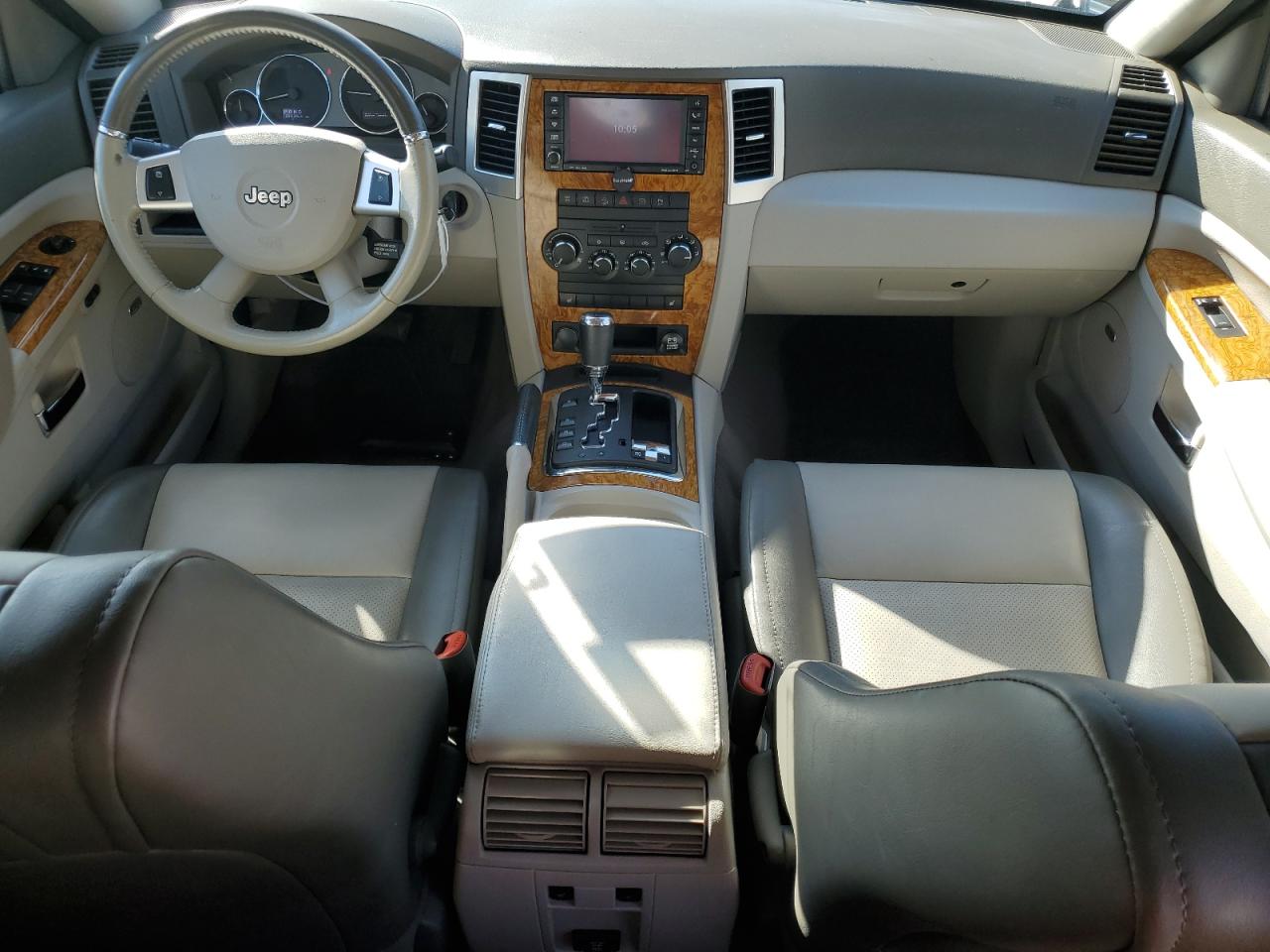 2008 Jeep Grand Cherokee VIN 1J8HR58278C203384 Copart auction photo, side / rear end damage thumbnail 8
