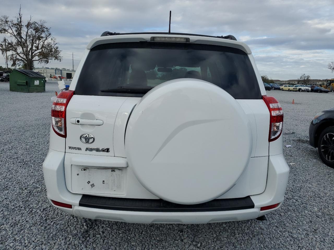 2009 Toyota RAV 4 VIN JTMZF31V395010202 Copart auction photo, water/flood damage thumbnail 6