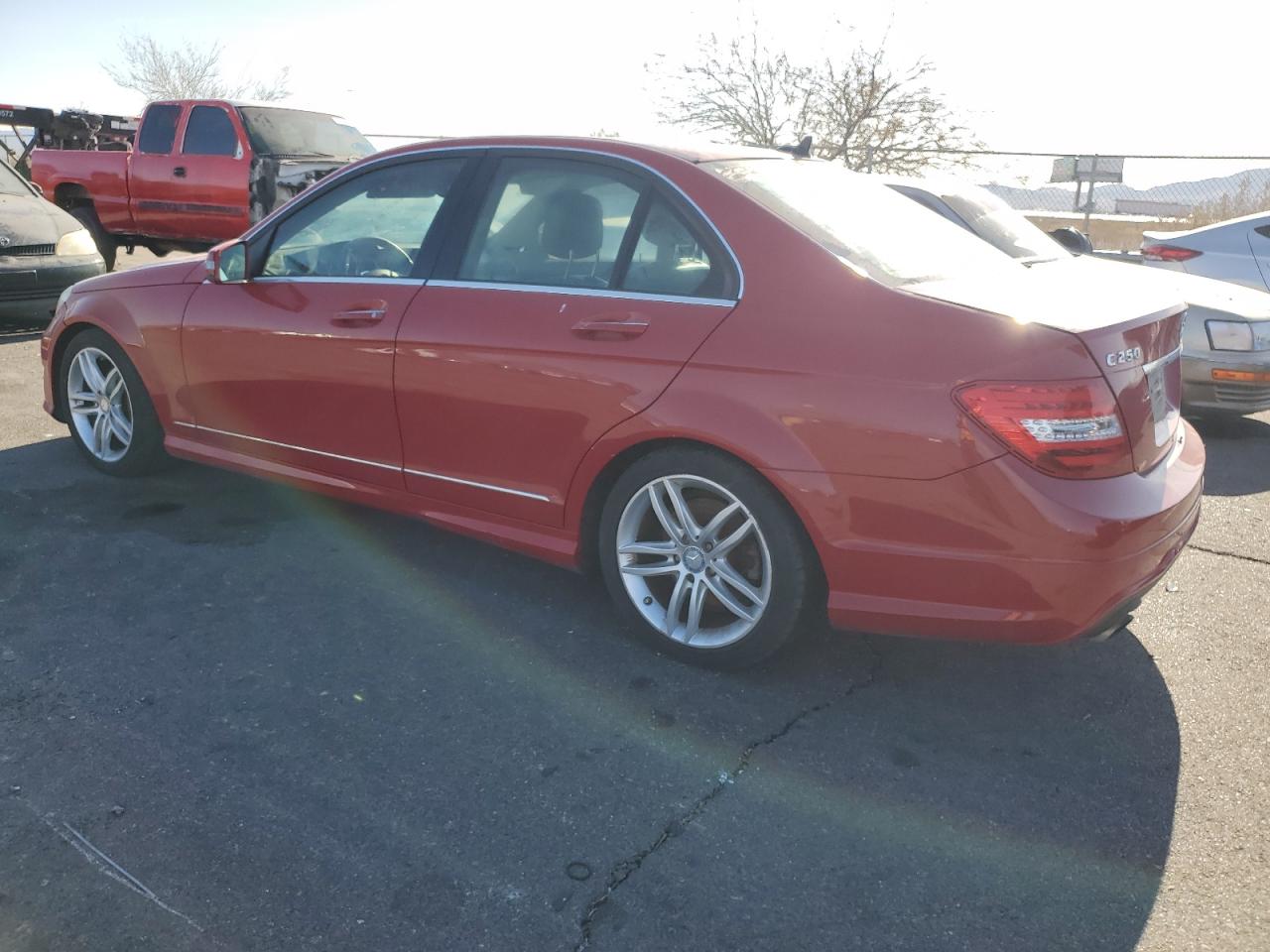 2013 Mercedes-Benz C-klasse VIN WDDGF4HB9DA771086 Copart auction photo, front end damage thumbnail 2