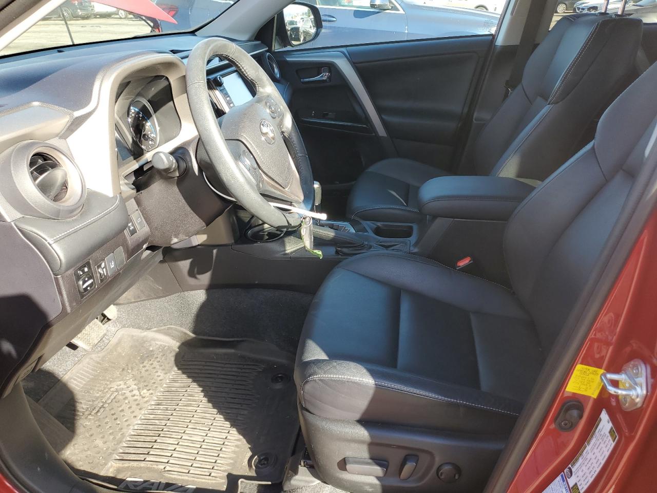 2017 Toyota RAV 4 VIN 2T3DFREV8HW553690 Copart auction photo, front end / minor dent/scratches damage thumbnail 7