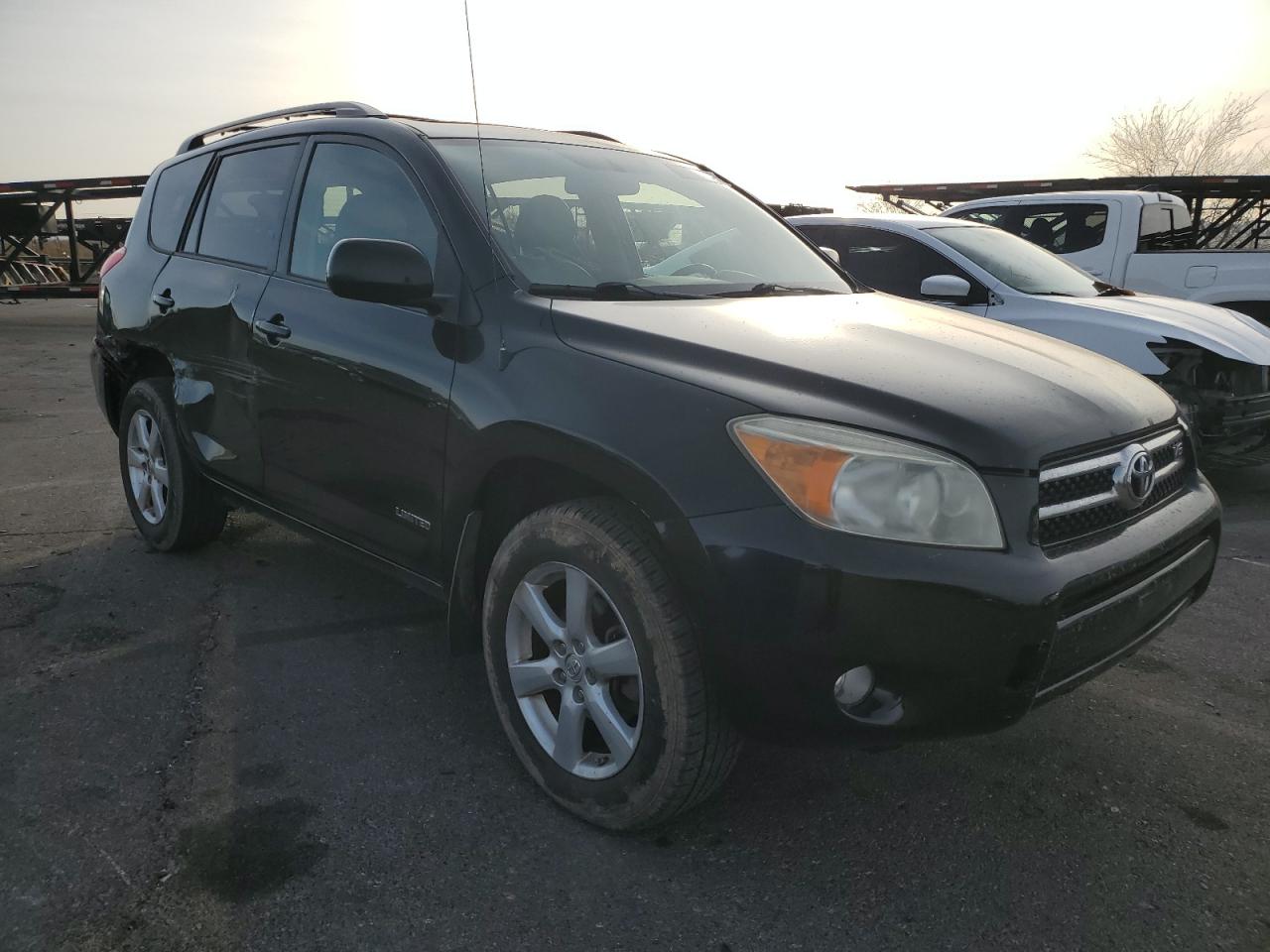 2008 Toyota RAV 4 VIN JTMBK31V886032475 Copart auction photo, rear end / side damage thumbnail 4