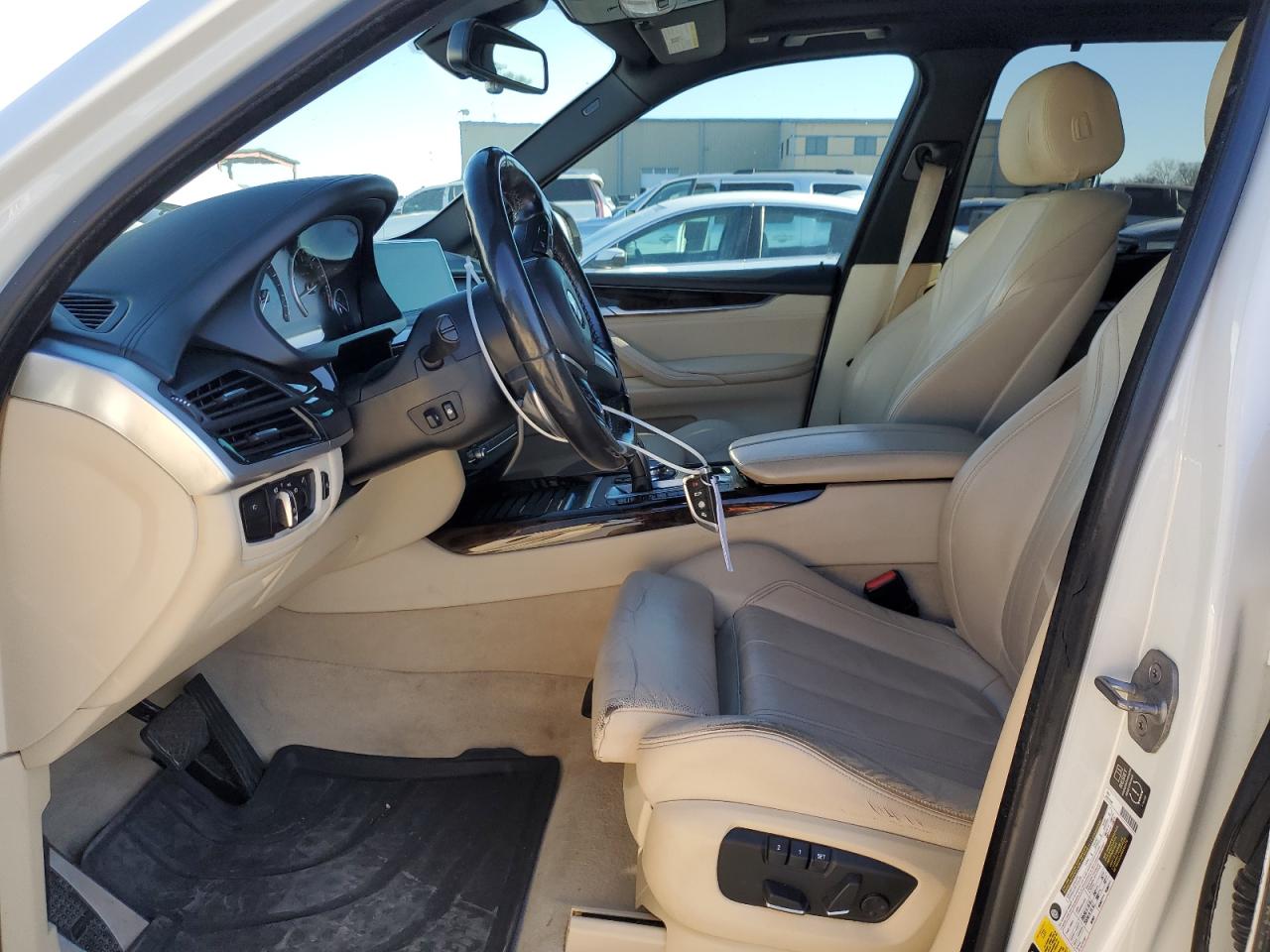 2015 BMW X5 VIN 5UXKR0C56F0K62909 Copart auction photo, rear end damage thumbnail 7