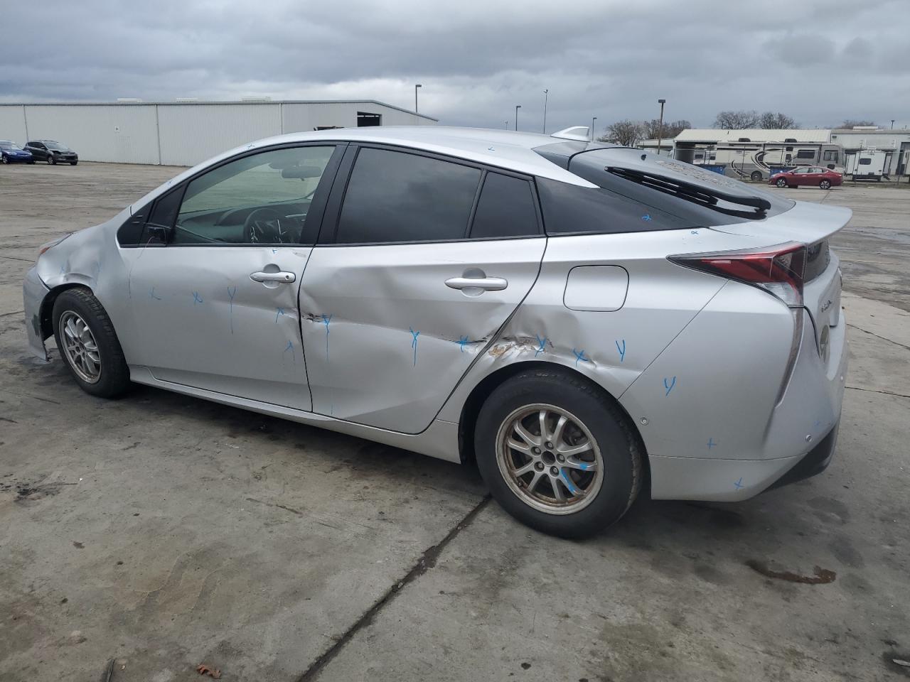 2018 Toyota Prius VIN JTDKBRFU3J3593077 Copart auction photo, side / front end damage thumbnail 2