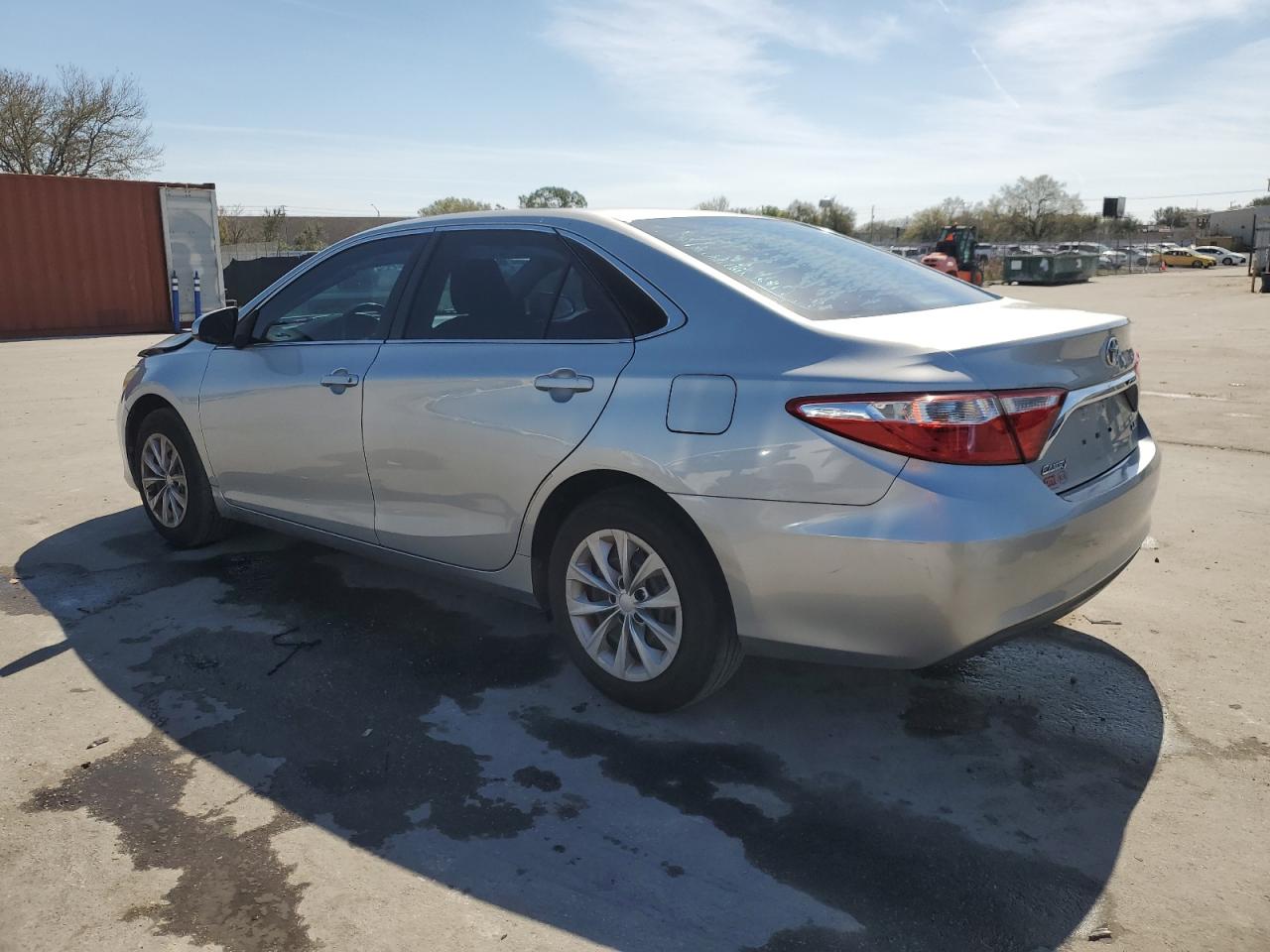 2016 Toyota Camry VIN 4T4BF1FK6GR546375 Copart auction photo, front end / side damage thumbnail 2