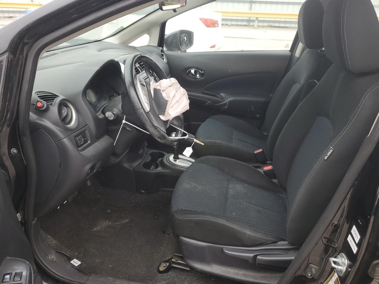 2017 Nissan Versa VIN 3N1CE2CP3HL367057 Copart auction photo, front end / side damage thumbnail 7