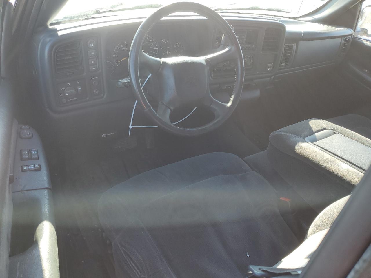 1999 Chevrolet Silverado VIN 2GCEK19T4X1288056 Copart auction photo, rear end / minor dent/scratches damage thumbnail 8