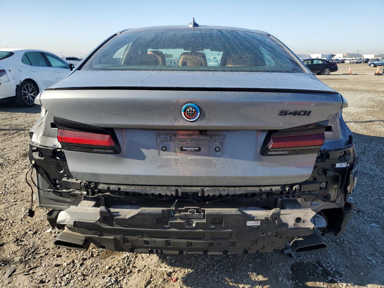 2023 BMW 5er VIN WBA53BJ06PWY00135 Copart auction photo, front end / rear end damage thumbnail 6