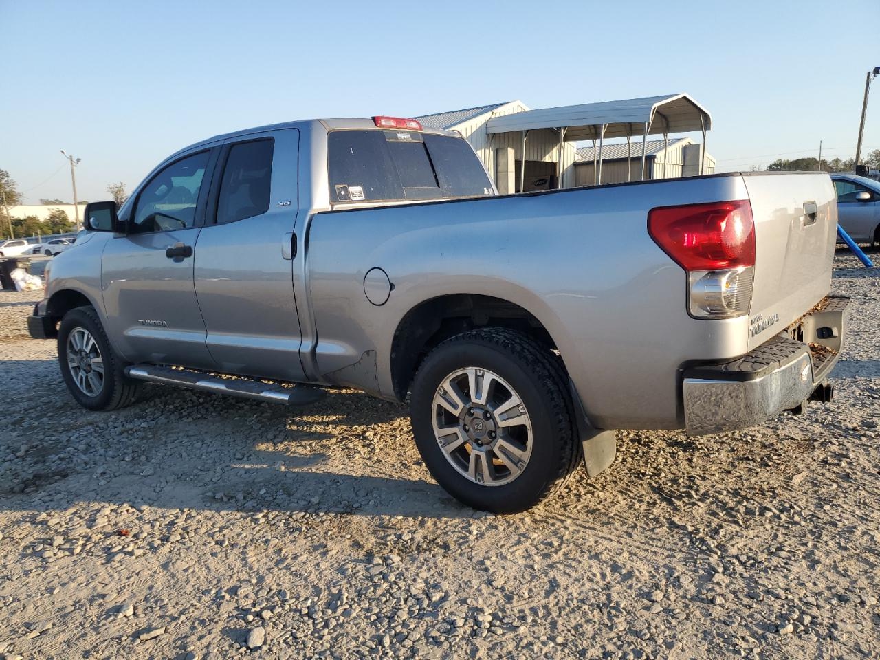 2011 Toyota Tundra VIN 5TFRM5F11BX031471 Copart auction photo, side / minor dent/scratches damage thumbnail 2
