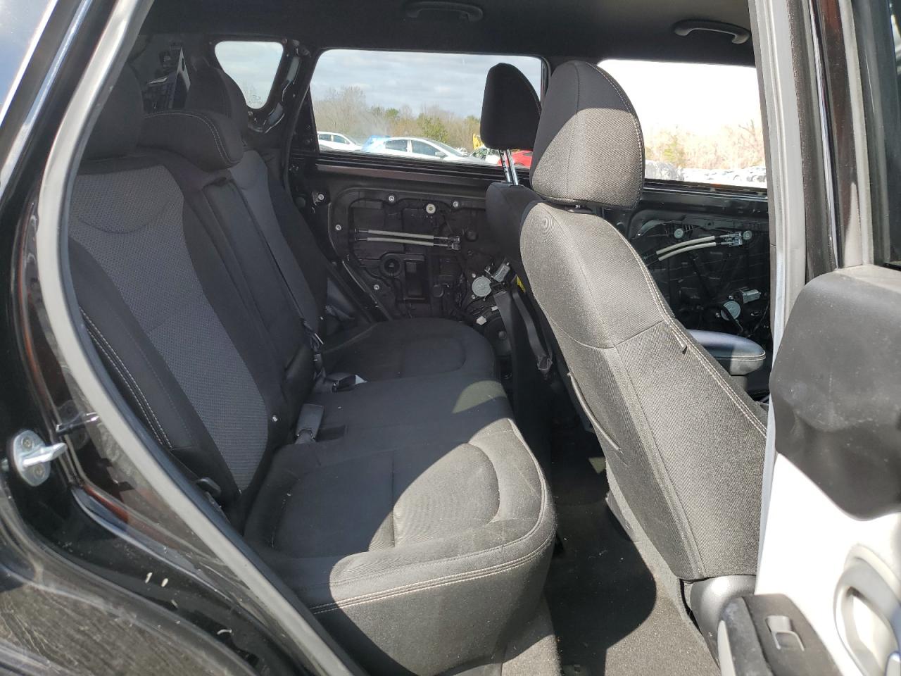 2017 KIA Soul VIN KNDJP3A51H7881189 Copart auction photo, side damage thumbnail 10