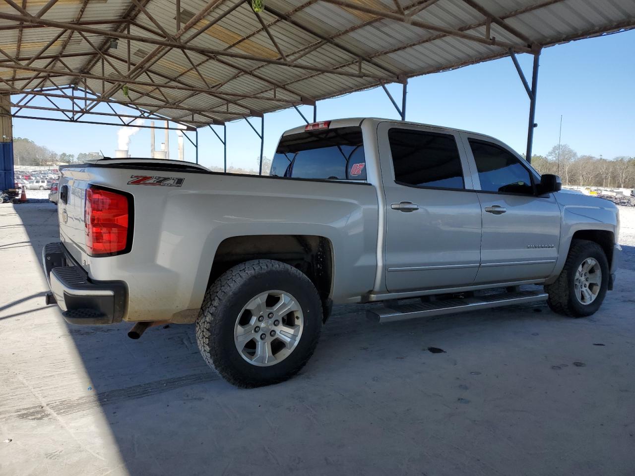 2017 Chevrolet Silverado VIN 3GCUKRECXHG513170 Copart auction photo, burn - interior damage thumbnail 3