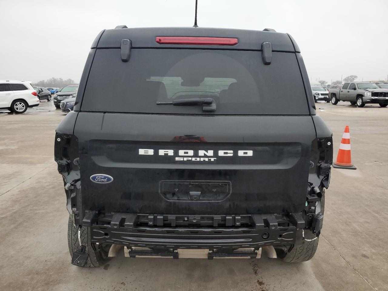 2022 Ford Bronco VIN 3FMCR9D9XNRD81522 Copart auction photo, rear end damage thumbnail 6