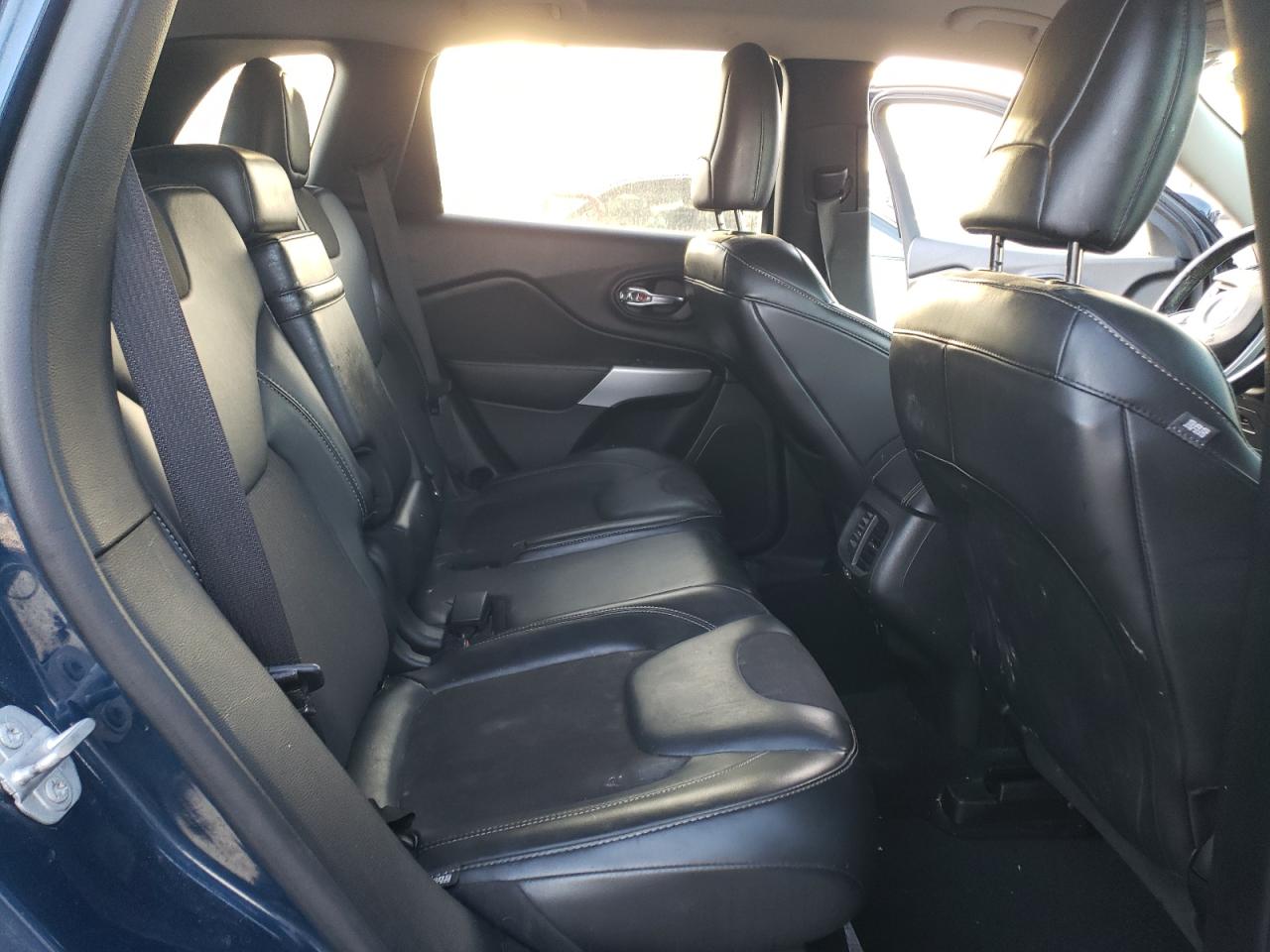 2018 Jeep Grand Cherokee VIN 1C4PJMLB2JD549015 Copart auction photo, front end / side damage thumbnail 11