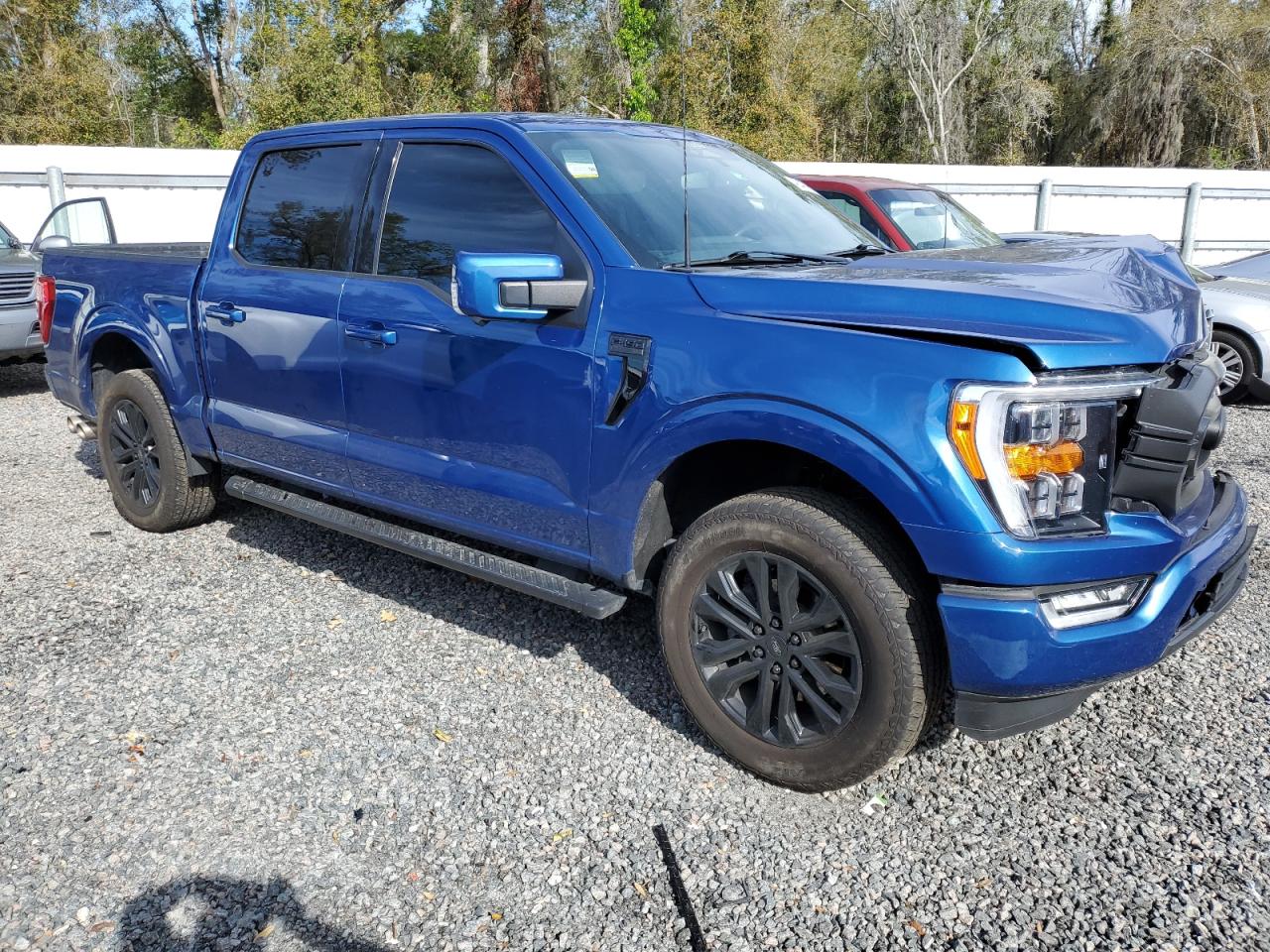 2022 Ford F-150 VIN 1FTEW1C55NKF15038 Copart auction photo, front end / side damage thumbnail 4