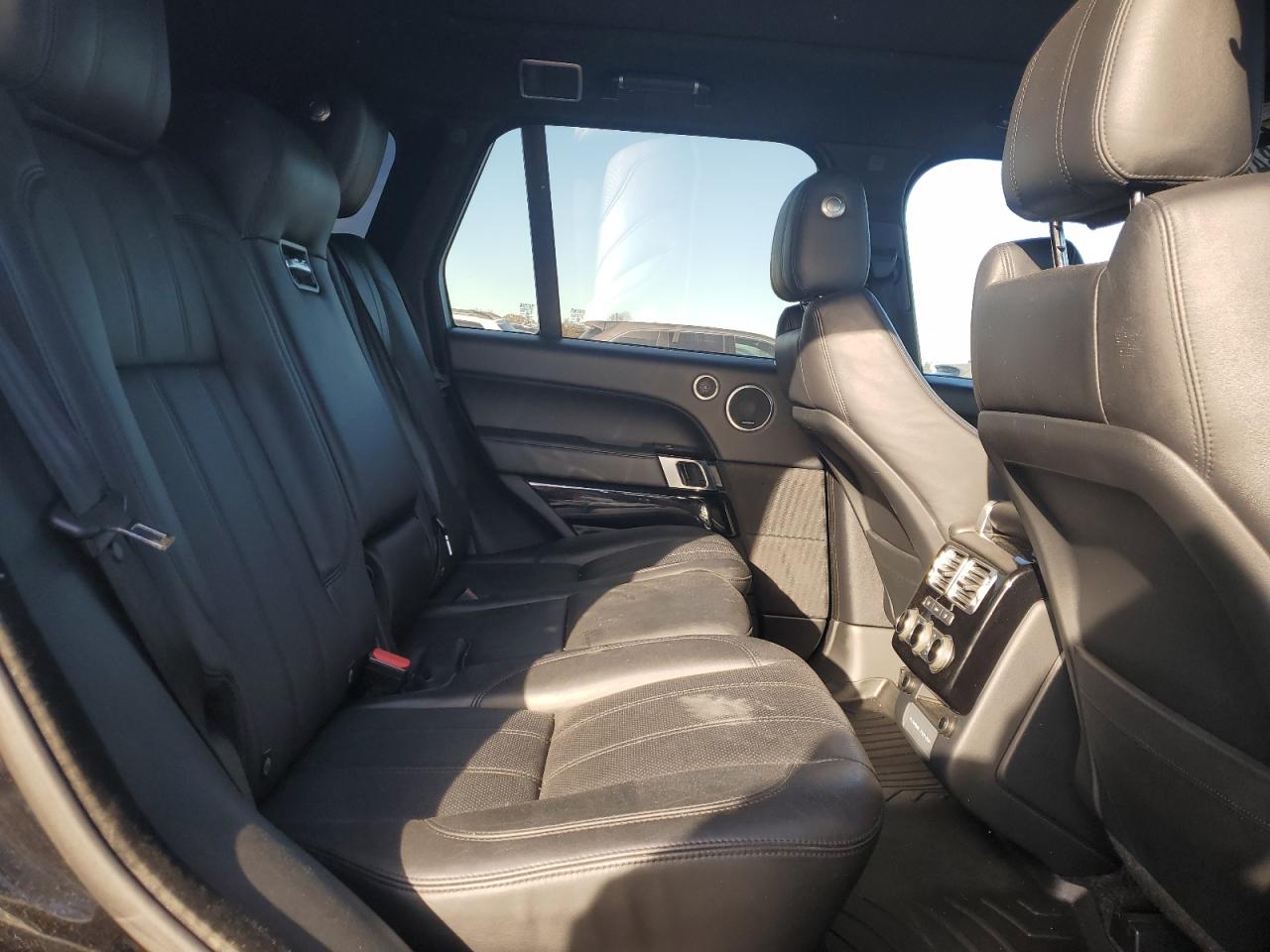 2017 Land Rover Range Rover VIN SALGS2FK4HA369049 Copart auction photo, all over / minor dent/scratches damage thumbnail 11
