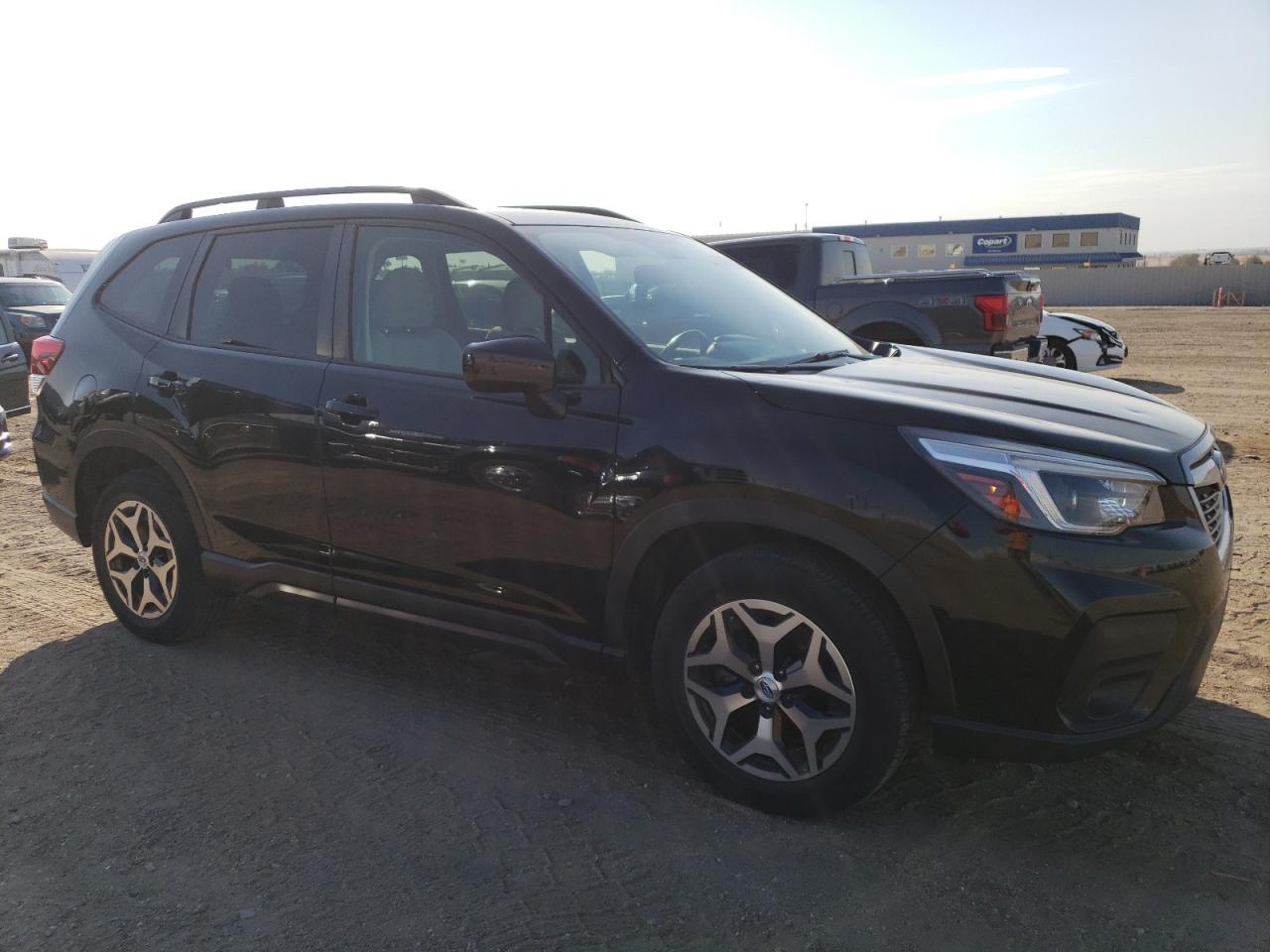 2021 Subaru Forester VIN JF2SKAJC5MH423585 Copart auction photo, hail / rear end damage thumbnail 4