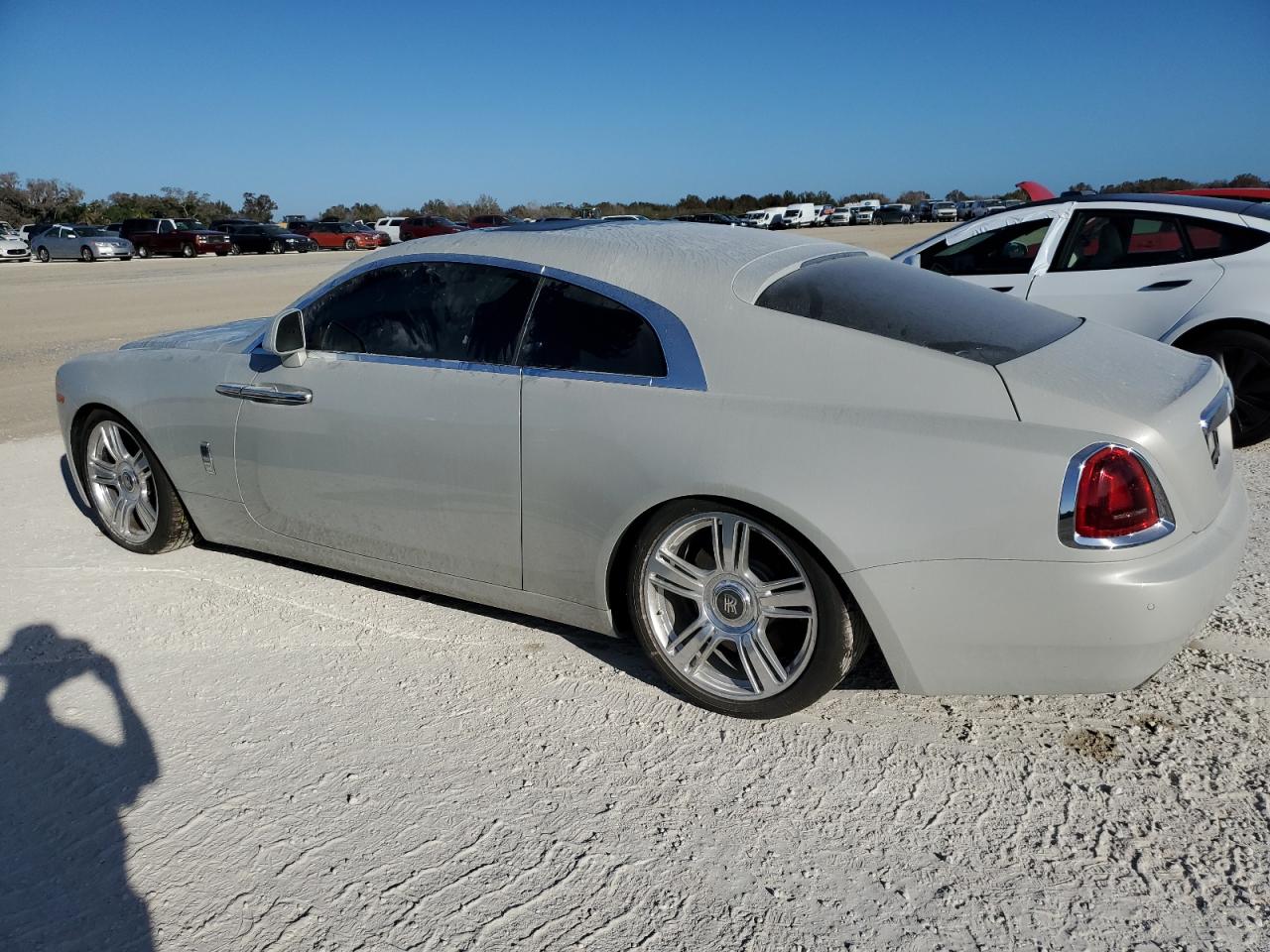 2015 Rolls-Royce Wraith VIN SCA665C52FUX85269 Copart auction photo, water/flood damage thumbnail 2