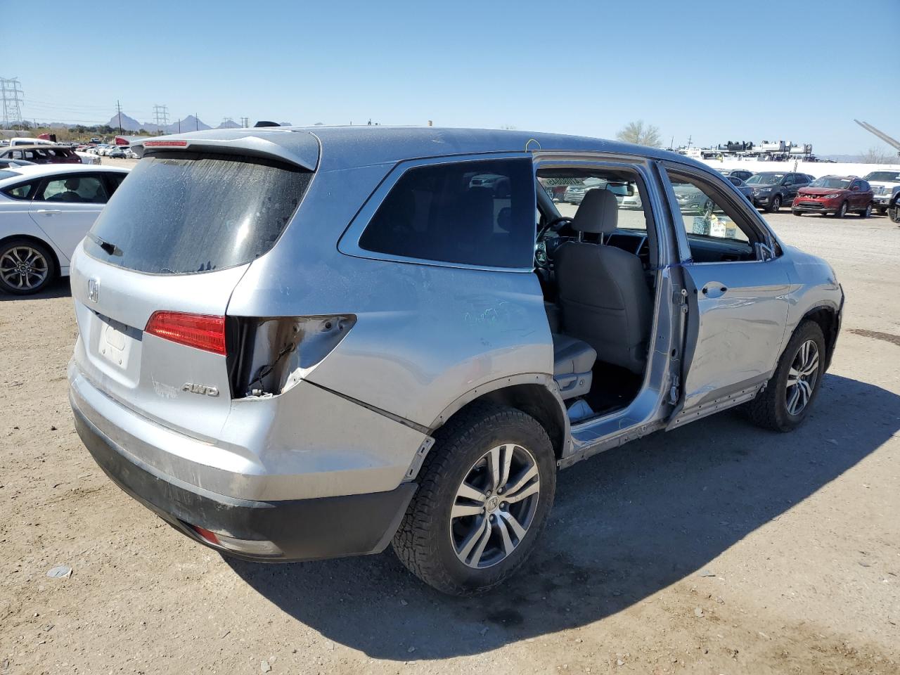 2018 Honda Pilot VIN 5FNYF6H50JB006873 Copart auction photo, side / rear end damage thumbnail 3