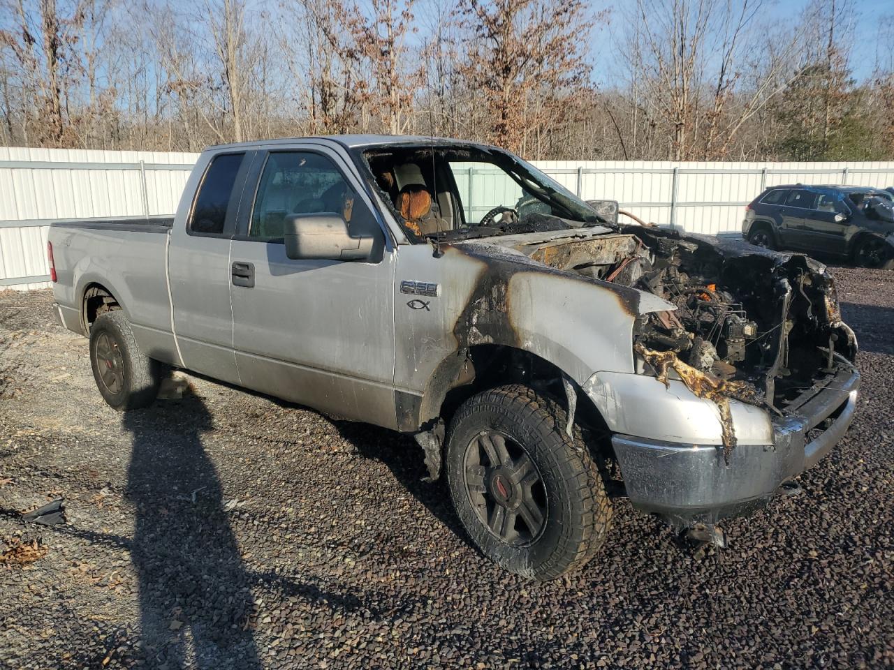 2007 Ford F-150 VIN 1FTRX14W07NA00455 Copart auction photo, burn damage thumbnail 4