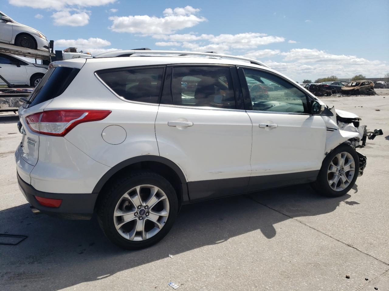 2015 Ford Escape VIN 1FMCU0J97FUA87536 Copart auction photo, front end damage thumbnail 3