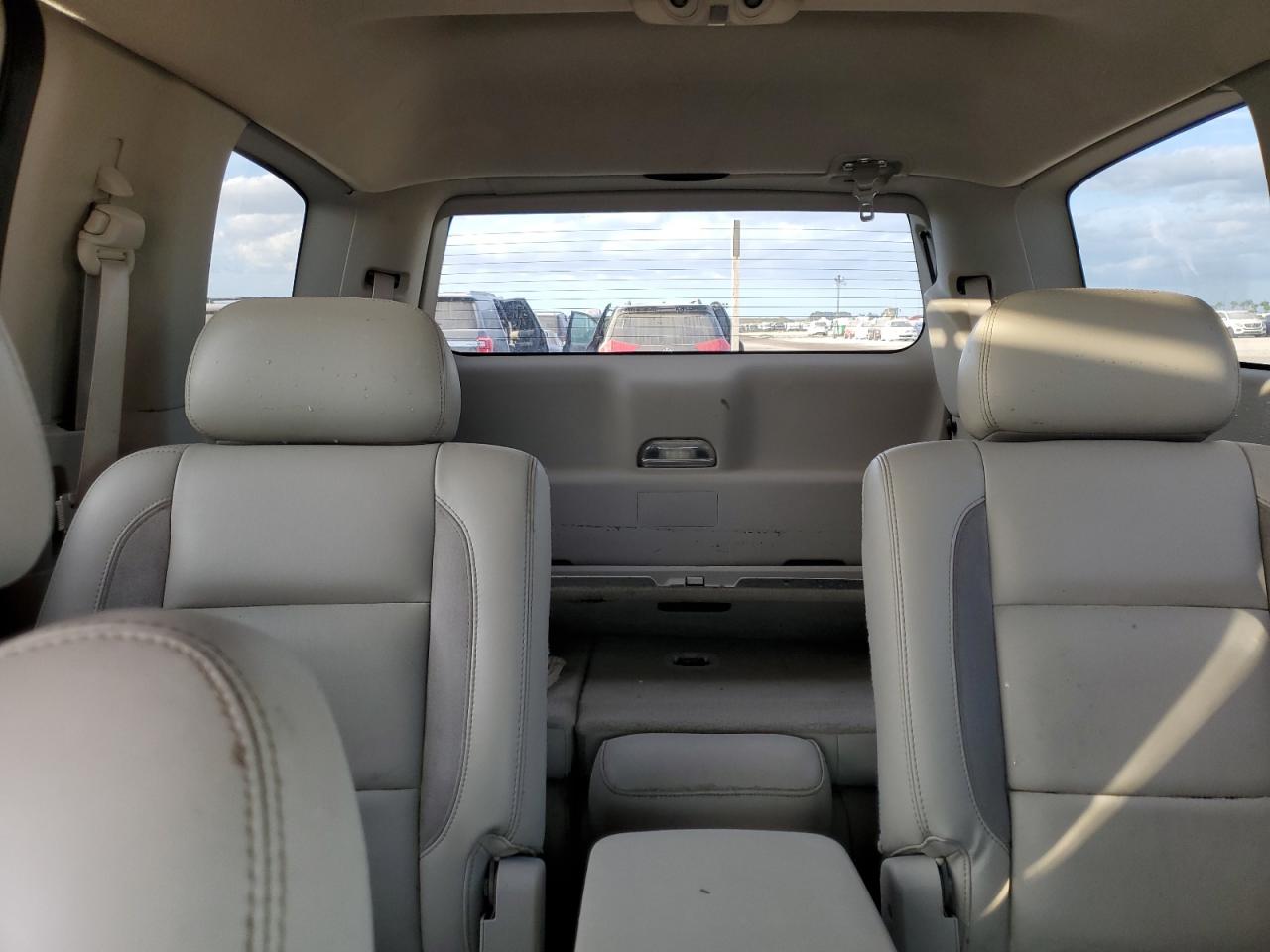 2008 Chrysler Aspen VIN 1A8HW58238F104133 Copart auction photo, water/flood damage thumbnail 10